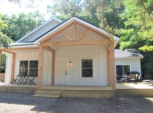 15998 Prusa Rd, Union Pier, MI 49129