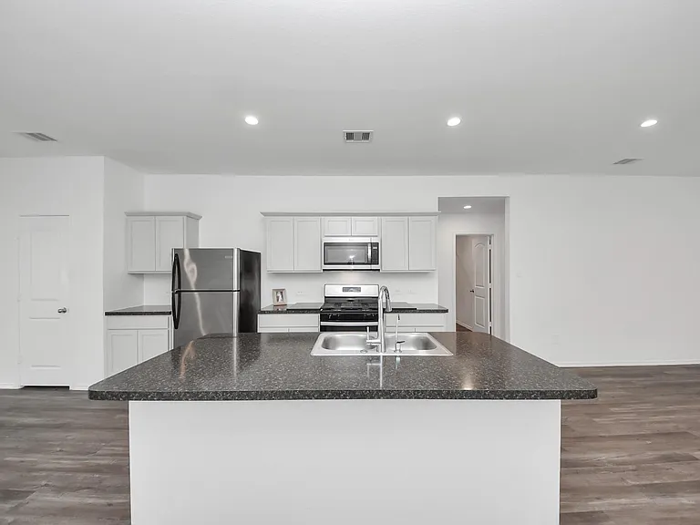 5611 Simcrest Grove Dr — Photo 8