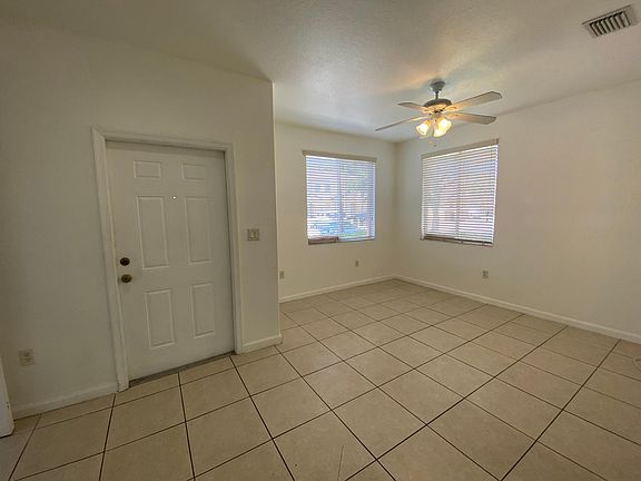 2nd image of 2523 SE 14th Ave #2523