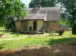 956 Open Range Rd, Crossville, TN 38555