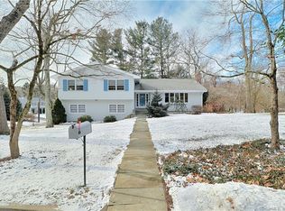 265 Autumn Ridge Rd, Fairfield, CT 06825