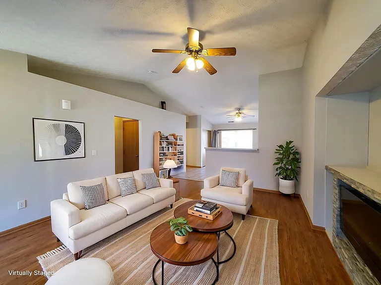 1803 Canopy Ln — Photo 6