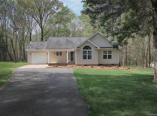 1908 Shannon Rd, Waxhaw, NC 28173
