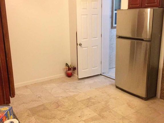 3rd image of 7823 19th Ave #1