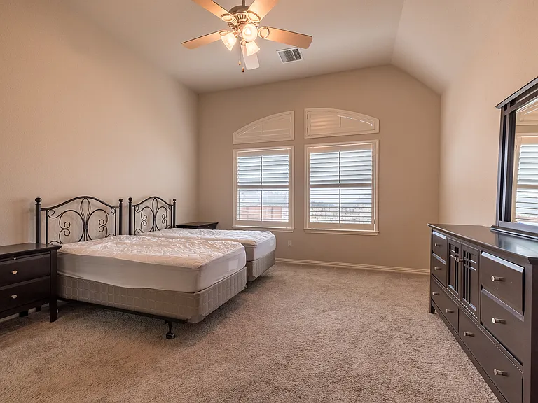 165 Lady Bird Ln — Photo 28