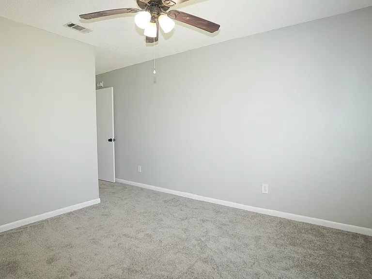 7113 Ridgeview Dr — Photo 23
