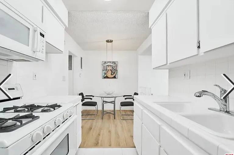1119 Lincoln Blvd #2 — Photo 5