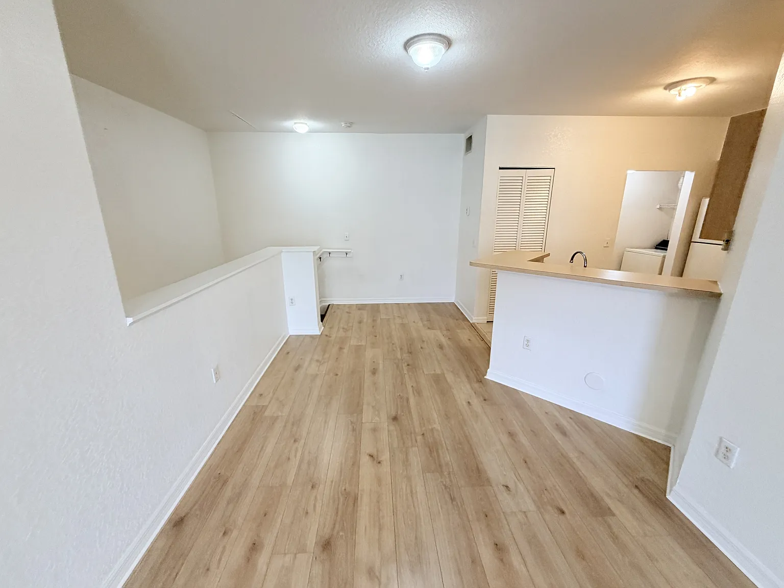 1302 Belmont Lane, #1302 - 1 — Photo 2