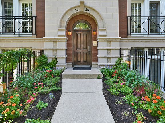 2nd image of 5828 N Paulina St APT 2N