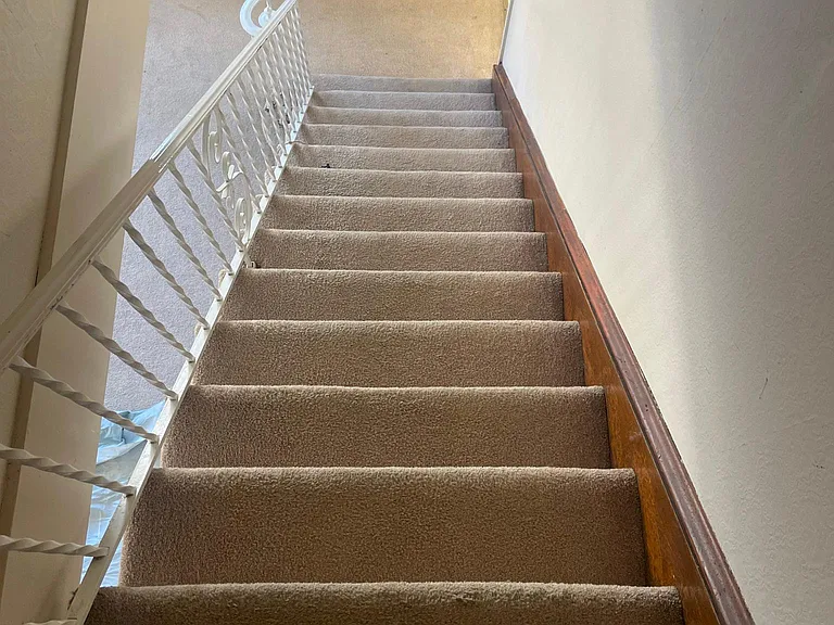 191 S Maple Ave — Photo 5