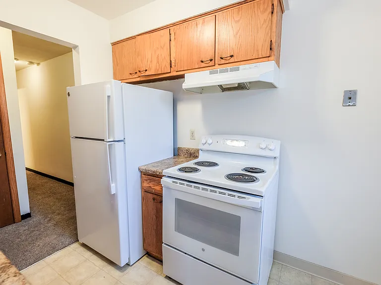 Randolph Apartments — Photo 7