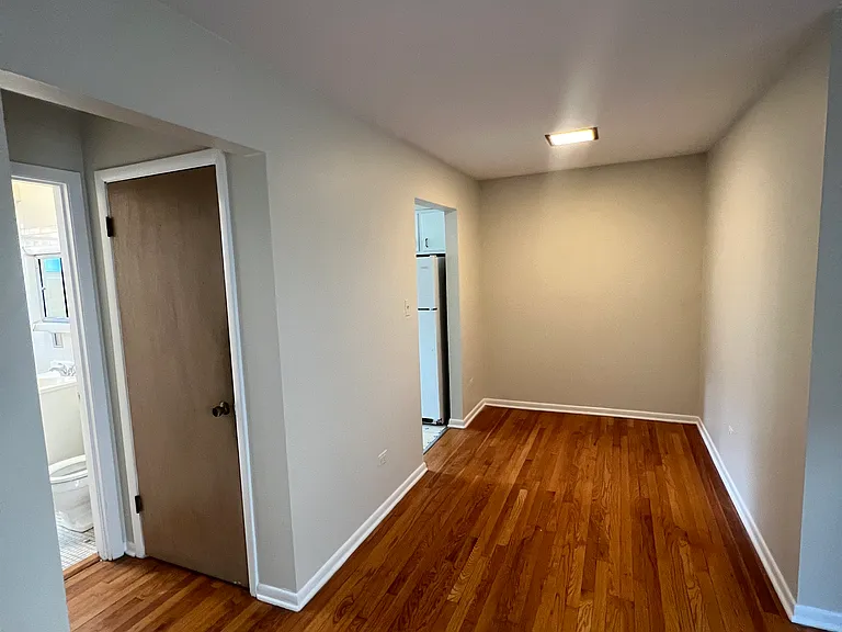 1118 Greenleaf Ave #1-B — Photo 14