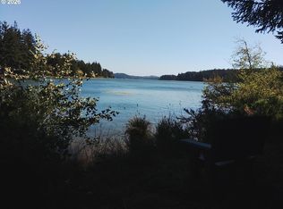 83615 Clear Lake Rd #11, Florence, OR 97439