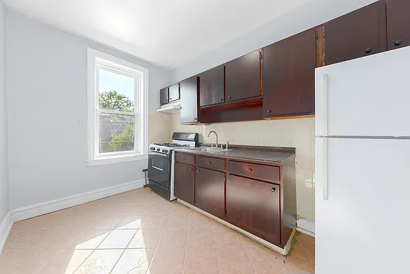 Rented by Corcoran | media 10