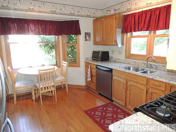 3rd image of 1304 Granite Ln N