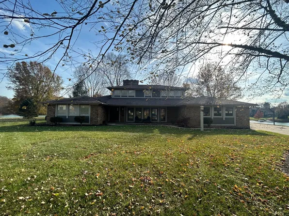 117 Callery Pear Dr, Batesville, IN 47006