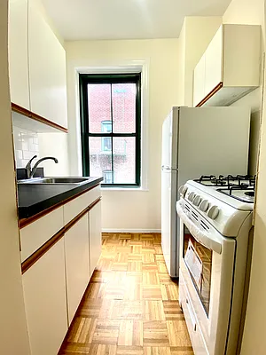 Rented by City & Suburban | media 9