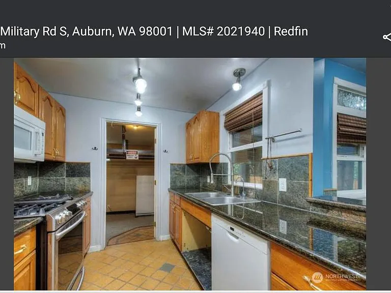 30652 Military Rd S — Photo 9