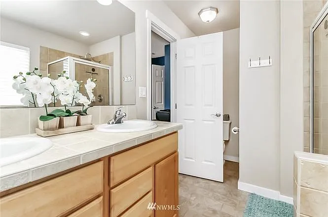 6511 Douglas Ave SE — Photo 17