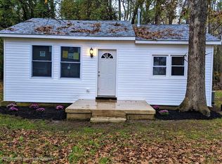 901 S Brynwood Dr, Browns Mills, NJ 08015