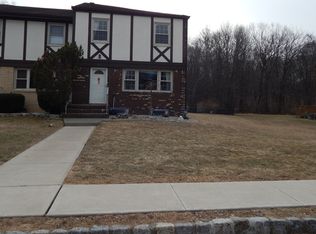19 Tudor Pl, Budd Lake, NJ 07828