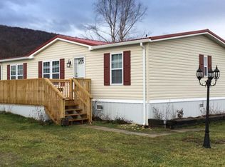 3 Meadow Ridge Dr, Shippensburg, PA 17257