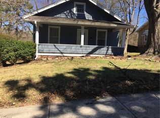 148 W Elm St, Mount Airy, NC 27030