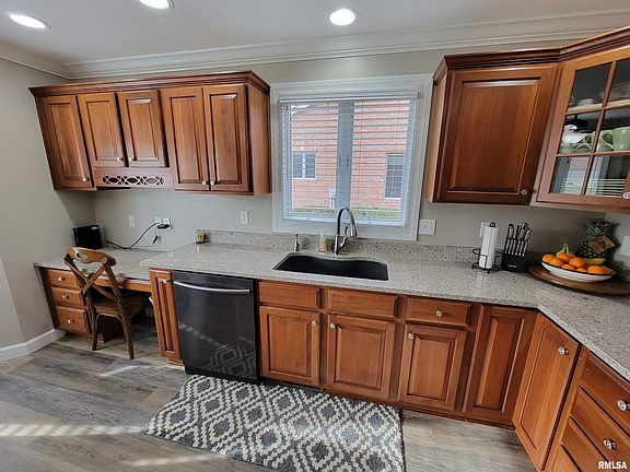 2nd image of 2533 Benton Ct
