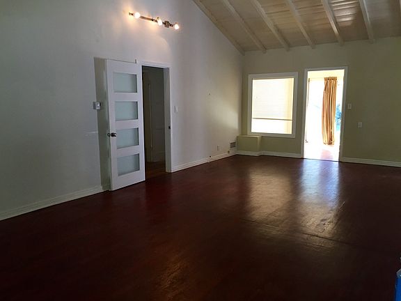 3rd image of 14418 Benefit St