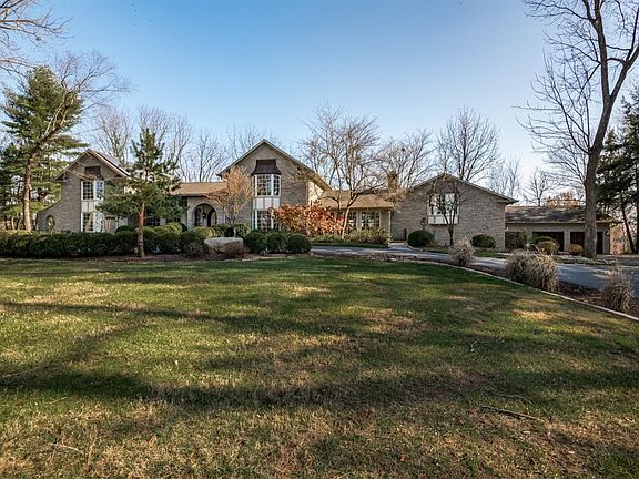 2nd image of 4921 Hidden River Dr