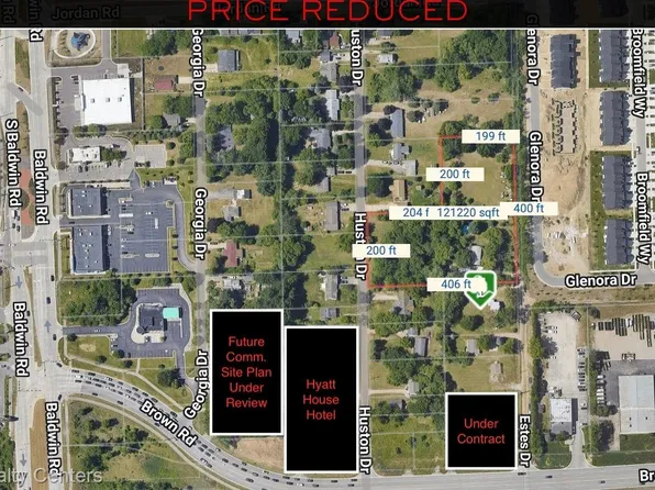 4900 Estes Dr, Orion, MI 48359