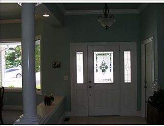 2nd image of 1 Hedges Cir