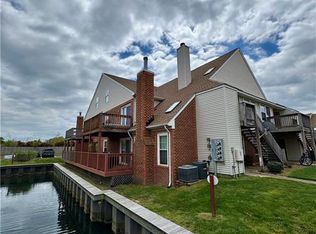 5128 Walkers Grant Ln, Virginia Beach, VA 23455