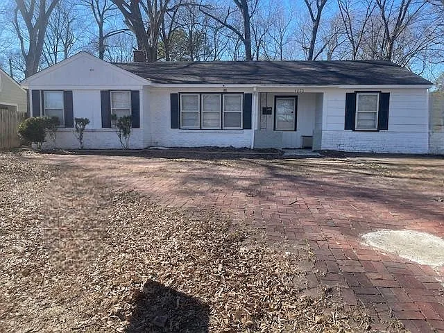 1233 Perkins Ter — Photo 1