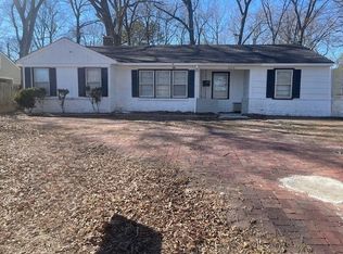 1233 Perkins Ter, Memphis, TN 38117