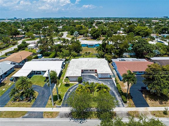 5th image of 1651 NE 45th Street