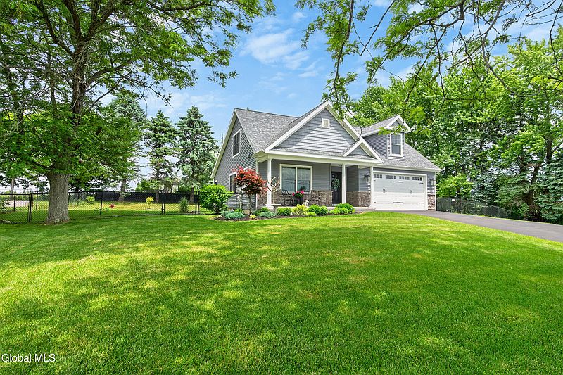 3rd image of 97 Johnson Road