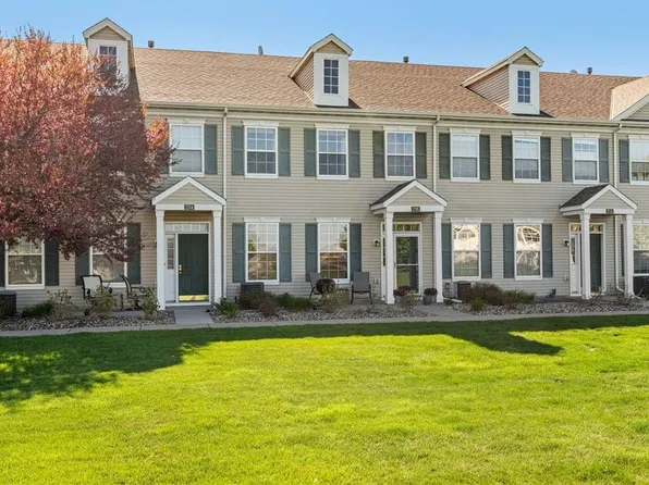 1708 Countryside Dr, Shakopee, MN 55379