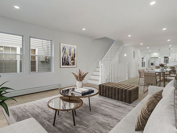 2nd image of 5516 Avenue