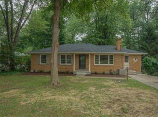 8706 Waltlee Rd, Louisville, KY 40291