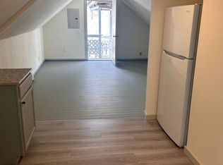 31 Island Rd APT 6, West Townshend, VT 05359