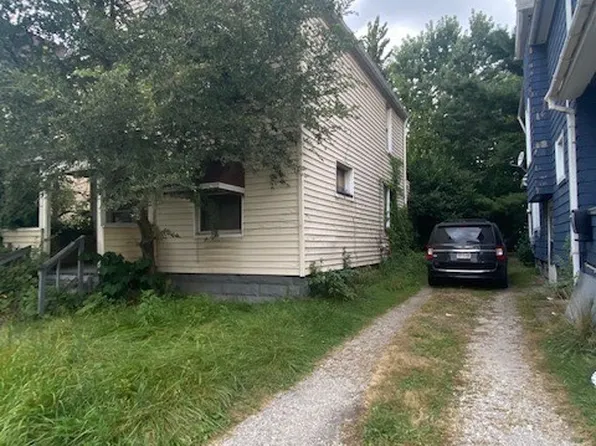 6149 Morton Ave, Cleveland, OH 44127
