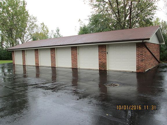 3rd image of 9933 Treetop Dr APT 3N