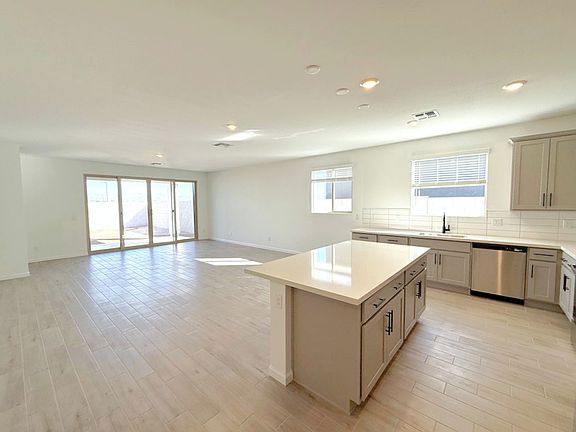 Kitchen, dining, and great room