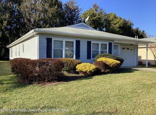88 Lions Head Blvd S, Brick, NJ 08723