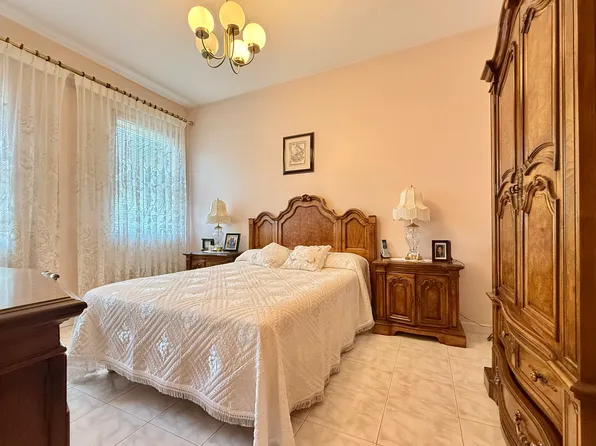 2049 71st Street image 12 of 19