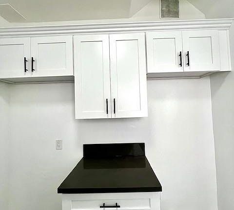 3rd image of 619 Elm Ave APT 7
