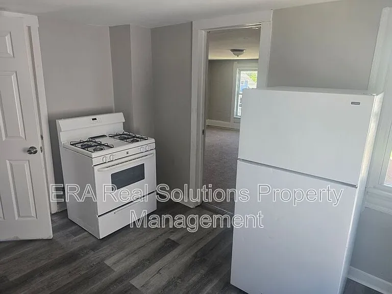 3607 Sackett Ave #2 — Photo 6