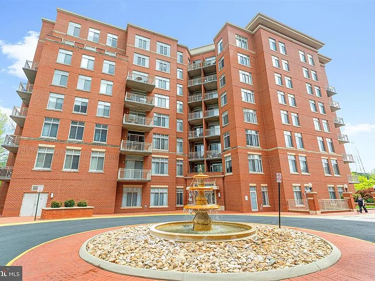 4480 Market Commons Dr #405 — Photo 1