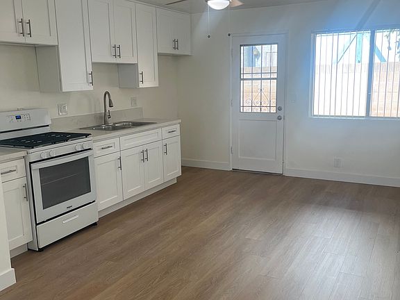 3rd image of 13931-13951 Illinois St #G